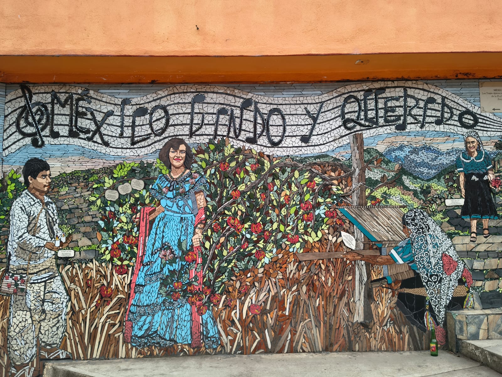 Vitromural Mexico lindo y querido Zacatlan de las manzanas